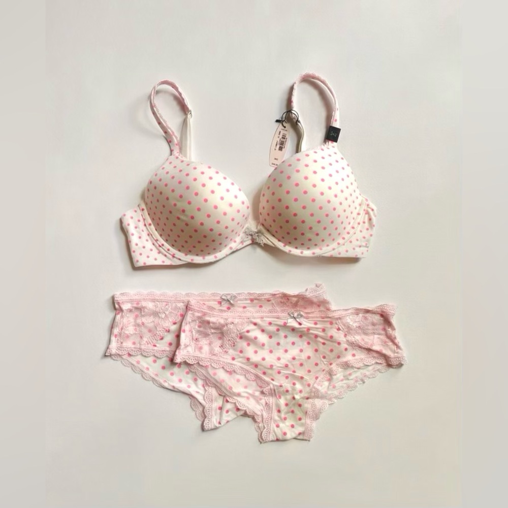 NWT Victoria’s Secret Bra & 2-Pack Panties Set pink polka dot 34C, XS
